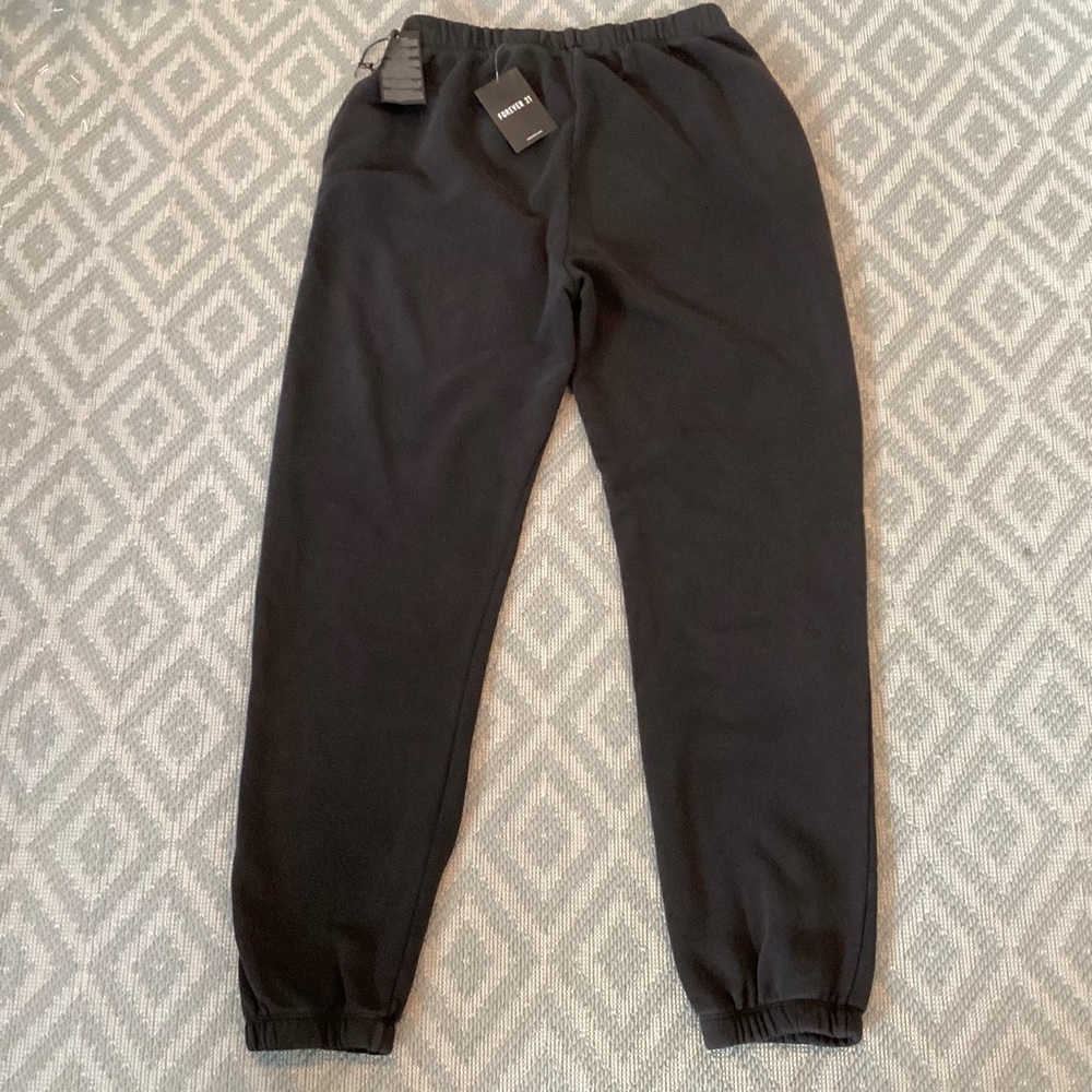 Forever 21 Charcoal Joggers Size Medium NWT - Picture 4 of 14